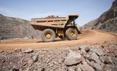 Хунтата в Мали конфискува над тон злато от канадския концесионер