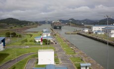 Панамският канал ограничава корабоплаването заради влошаващата се суша