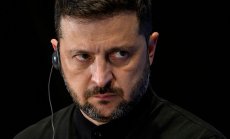 Володимир Зеленски трябва да спаси собственото си президентство