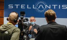 Съперничество между френски производители на автомобили ще изиграе лоша шега на Макрон