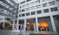 Дяловите инвеститори избират рискови залози срещу стагфлацията 