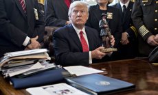 Защо Тръмп стана първият президент на САЩ, обискиран от ФБР