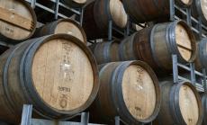 Китай налага мита от 218% върху вноса на австралийски вино 