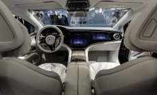 Apple навлиза по-дълбоко в автомобилите със софтуер за таблото на колата