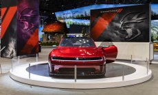 Stellantis ще тества по пътищата електромобили с твърдотелни батерии