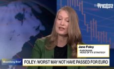 Джейн Фоли: Най-лошото може и да не е преминало за еврото