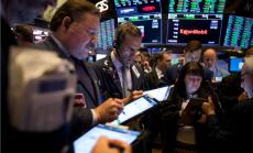 Разнопосочна търговия на щатските борси в очакване на поредица икономически данни