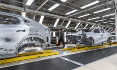 Китайските автомобилни гиганти искат стандарти за AI и автономното управление