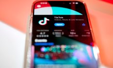 Apple, Google премахнаха TikTok от магазините си в САЩ с началото на забраната