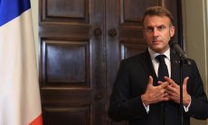 Макрон назначи ново правителство в пореден опит за потушаване на кризата