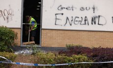 Бунтовете в Обединеното кралство и един злокобен ден преди 500 години в Лондон