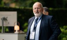 Франс Тимерманс се кандидатира за председател на ЕК