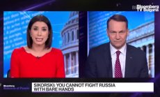 Сикорски: Нека демокрацията реши за помощта за Украйна, част 3