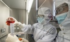 Фармацевтичните гиганти търсят иновации сред лекарствата в Китай