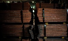 Търговците на мед се втурват към Хавай, за да си осигурят безмитен внос