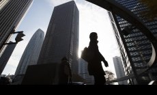 Акциите и американските фючърси спадат преди данните за трудовия пазар в САЩ