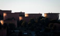 Петролните запаси в САЩ се увеличават, а търсенето намалява