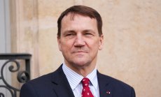 Хаосът във Франция кара Германия да търси съюзници на изток 