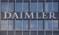 Daimler възобновява дейност в понеделник