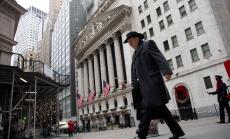 Wall Street очаква по-малки бонуси в годината на коронавирусна пандемия