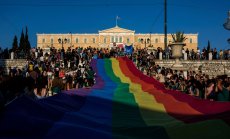 Премиерът на Гърция планира скоро да узакони еднополовите бракове