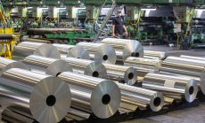 LME забрани нов руски метал, но се подготвя за наводнение от стари запаси