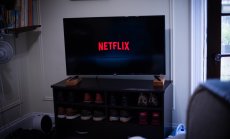 През 2024 г. Netflix добавя 9,33 милиона потребители, но ръстът ще се забави