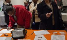 Молбите за помощи при безработица достигат на 42-годишно дъно