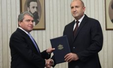 Президентът Радев връчи третия мандат на "Има такъв народ", предстоят преговори