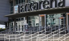 Сривът на FTX поставя в затруднено положение все повече фирми от бранша