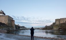 Хибридната война на Путин открива втори фронт на източната граница на НАТО