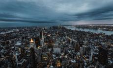 Американските акции спряха с рекордните си повишения