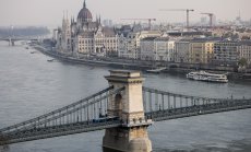 Moody's понижи кредитната перспектива на Унгария до негативна