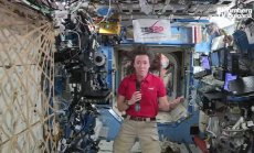 Астронавт МакАртър вярва, че има още живот във Вселената