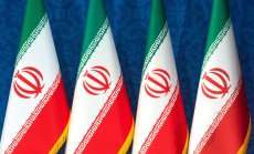 Неяснотата около Иранската ядрена сделка облагодетелства и двете страни 