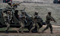 Глобалните разходи за отбрана се увеличават най-много от Студената война насам