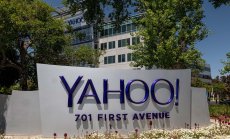 Yahoo спира дейността си в Китай