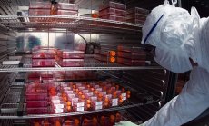 Sanofi се отказва от РНК ваксините срещу COVID-19 заради успеха на конкурентите си