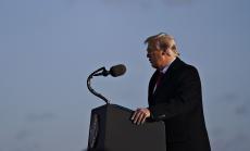 Делото срещу Тръмп продължава, след като Сенатът прие процеса за конституционен