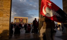 Инвеститорите в Турция очакват делото срещу кмета на Истанбул