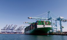 Спорът за митата влиза във Върховния съд на САЩ като "незаконен данък от $3 трлн."