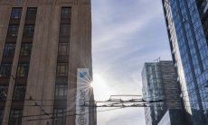 Twitter свива разходите си с 1 млрд. долара по искане на Мъск