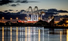 Митата на Тръмп не дават отговор на болезнения въпрос за доставките от Китай