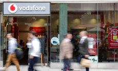 Сделката на Vodafone за 15 млрд. паунда може да отприщи сливания в цяла Европа
