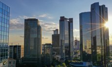 Компании плащат, за да участват на обърнатите дългови пазари