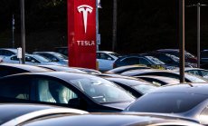 Скокът на акциите на Tesla прилича на меме и кара Уолстрийт да стъпва на пръсти