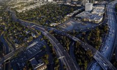 Реактивни раници, летящи коли и дронове таксита: бъдещето на транспорта е в небето