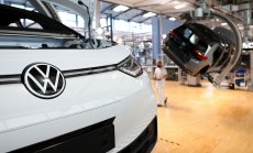 Липса на малка част от Украйна спря заводи на BMW и Volkswagen
