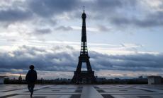 Франция ще премахне ограниченията срещу Covid-19 в три етапа 