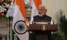 Индия преговаря за цена под $70 за барел петрол с Русия